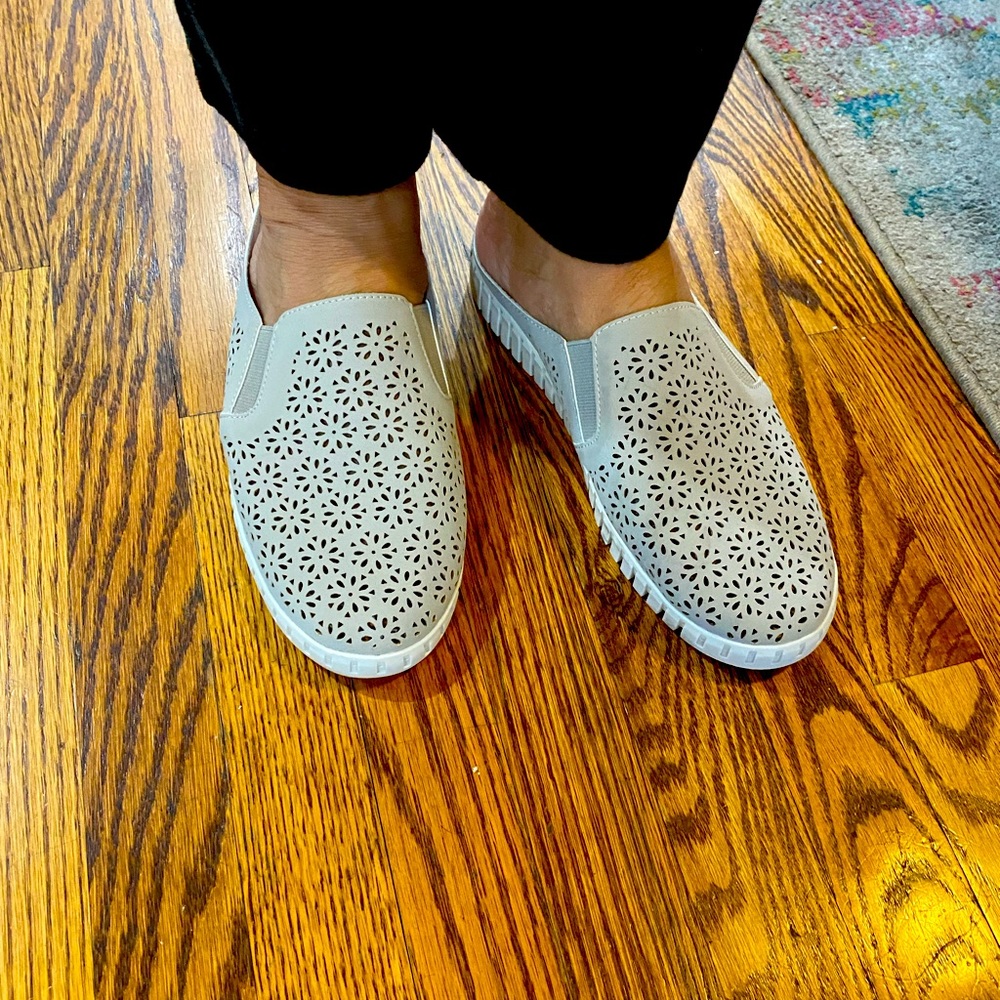 JSport floral mule